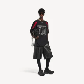 Balenciaga voor heren | oversized T-shirt uit de NBA-collectie in zwart/multicolor