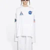 Balenciaga x NASA Crossover Space-print heren-T-shirt met lange mouwen en ronde hals, wit 662496TKVD79040
