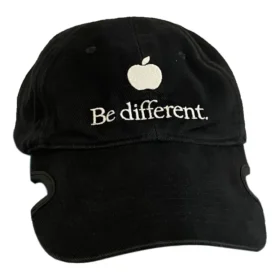Be Different-pet “Black White” 713931-410B2-1077