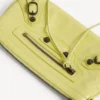 Dames tasje ‘Le City’ met riem in de kleur ‘Lemonade’