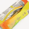Heren sleutelhanger/bedeltje in de vorm van een snackzakje in geel