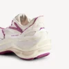 Jet-sneaker voor dames in de kleur ‘eggshell/strawberry pink’