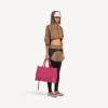 Kort model techwear-jas voor dames in camel