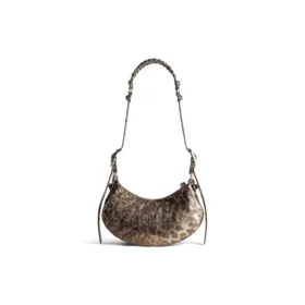 Le Cagole XS-schoudertas, gemetalliseerd met luipaardprint “Brown” 6713092AAV72529