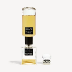 Nog te bevestigen navulling voor parfum