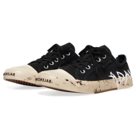 Paris lage Graffiti Sneakers “Zwart en wit versleten katoen” 688757W3RR51099