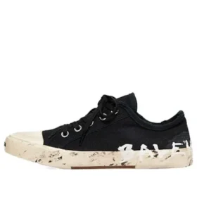 Paris lage Sneakers “Zwart versleten katoen en wit rubber met graffiti” 688754W3RR51099