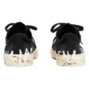 Paris lage Sneakers “Zwart versleten katoen en wit rubber met graffiti” 688754W3RR51099