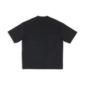 Qixi Crest T-shirt, medium pasvorm “Zwart” 612966TMVL41075