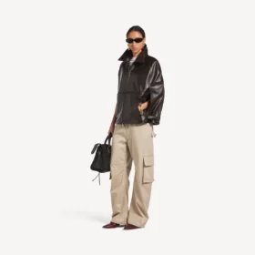 Relaxte cargo-broek voor dames in beige
