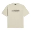 Retail Therapy T-shirt met medium pasvorm “Ivory Black” 612966TLVB19054