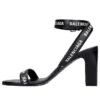 Sandalen met hakken en logo over het hele oppervlak “Zwart” 630041WBAE11090