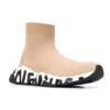 Speed Graffiti-Sneakers “Beige gebreid met witte en zwarte graffiti-zool” 605942W2DB79791