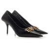 Square Knife BB Pumps van leer met krokodillenlook “Black” 734238WBE711000