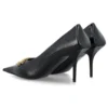 Square Knife BB Pumps van leer met krokodillenlook “Black” 734238WBE711000