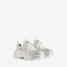 Triple S Glitter Spray-Sneaker voor dames in wit/zilver