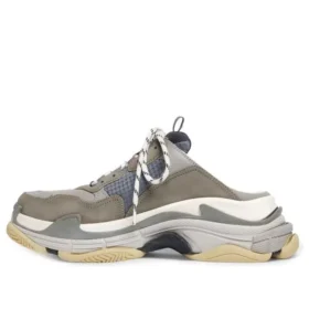 Triple S-muiltjes “Grijsblauw met dubbel schuim en mesh” 755687W3SM11259