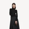 Zwart damesportemonnee met ketting in Hourglass-vorm